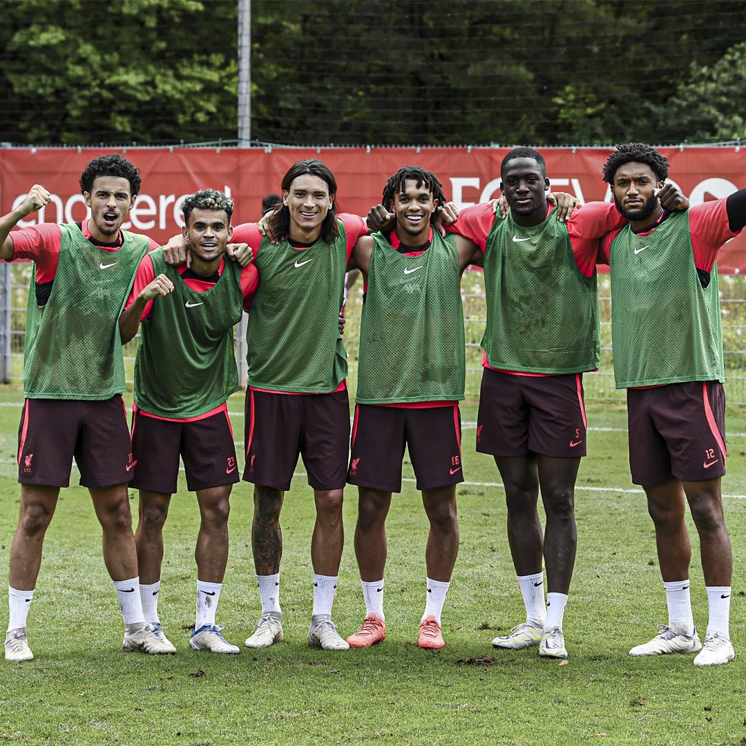 Liverpoolxtra11's tweet image. No true Liverpool fan should pass without leaving a like❤️ #Alison #Firmino #LFCPreSeason