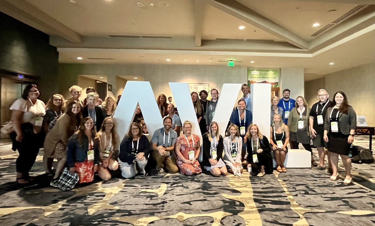 Enjoying the #AVL2022 conference with this great group of educators.  Marquette County is represented well! #GoMSHS #MARESA
