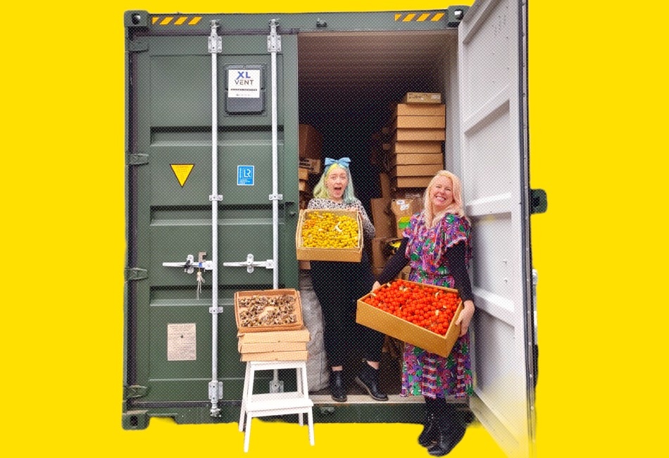 Petershams Millinery Supplies is BACK with an ever bigger, more amazing online Instagram unboxing event, LIVE for #LHW22

To join in follow them on Instagram <a href="/petershams/">Peter Shams</a> where they will be every day of London Hat Week

#londonhatweek