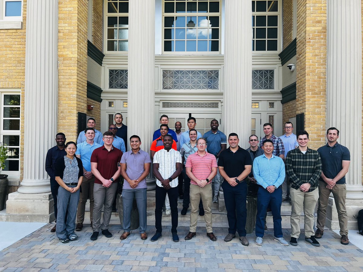Everyone, please help us in welcoming Cohort 4 to the #ArmySoftwareFactory  🎉🎉 We are truly excited to have these incredible Soldiers from across the Army joining in the Soldier-Led efforts to help modernize the Army!

#bysoldiersforsoldiers #dod #usarmy #afc