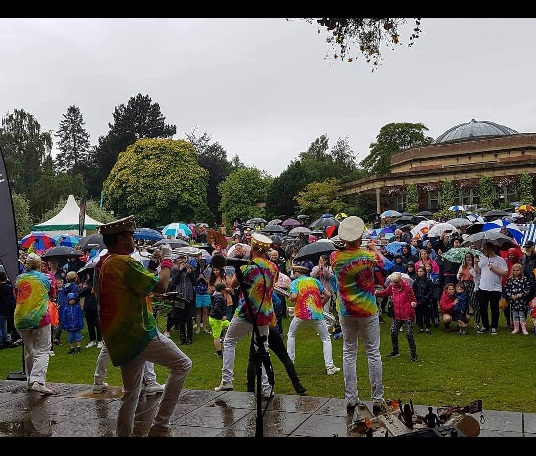After 3 years away I'm back at #valleygardens #harrogate on Saturday for #CARNIVAL 

Hope the weather's better than last times moistfest, parade goes from the cenotaph at 11 round town and I'll be on stage in the valleys for people who prefer to secure the best bit of grass early
