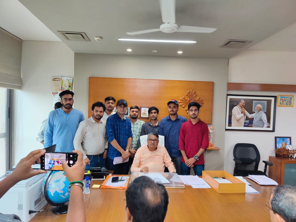 Today...
Memorandum submitted to the Hon'ble <a href="/CMOGuj/">CMO Gujarat</a>  and Minister of Animal Husbandry.. regarding increase in Stipend allowance of Veterinary students in Gujarat..
#Increase_Guj_Vet_Stipend 
#Guj_vet_union 
<a href="/abplive/">ABP LIVE</a> <a href="/tv9gujarati/">Tv9 Gujarati</a> <a href="/PMOIndia/">PMO India</a> <a href="/PRupala/">Parshottam Rupala</a> <a href="/PMOIndia/">PMO India</a> <a href="/IndianVeterina1/">Indian Veterinary Association</a>