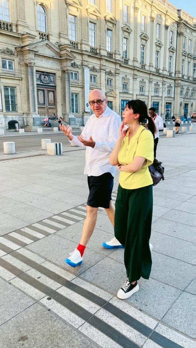 Thanks <a href="/THEGELINAZ/">@GELINAZ</a> took us discovery LYON's food art 😘just found love your socks shoes match 🇨🇵