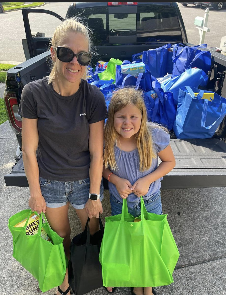 Hollin Meadows ES PTA (@ptahmes) on Twitter photo <a href="/BeTheGood_DC/">BeTheGoodProject</a> has generously donated food bags to <a href="/HollinMeadowsES/">Hollin Meadows</a>. If you can use a boost, please swing by the school Friday 7/29 from 12:30-1:30. <a href="/Marycharlton8/">Mary Charlton</a> will be by the back cafeteria door, off the kiss n’ride lane, to meet you! Limited quantity! 💙💛 <a href="/BeTheGood_DC/">BeTheGoodProject</a> has generously donated food bags to <a href="/HollinMeadowsES/">Hollin Meadows</a>. If you can use a boost, please swing by the school Friday 7/29 from 12:30-1:30. <a href="/Marycharlton8/">Mary Charlton</a> will be by the back cafeteria door, off the kiss n’ride lane, to meet you! Limited quantity! 💙💛
