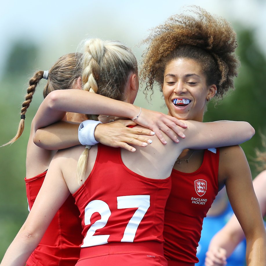 Into the semi finals! 🔥

Our women beat Scotland 6-0 to make it to the final four of the European Junior Championships 🏑

Two goals from McCabe and one each from Taylor, Le Huray, Axford and Long 🏴󠁧󠁢󠁥󠁮󠁧󠁿

We will face one of 🇧🇪🇪🇸🇳🇱 on Friday!