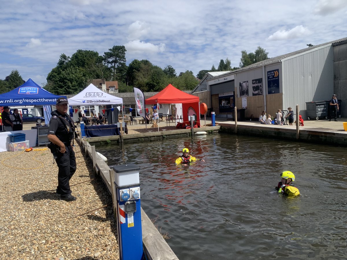 #NorfolkDay is in full swing at Broom Marina! Come and spend the day by the riverside followed by a BBQ and our outdoor cinema showing The Lion King this evening! @BroadsBeat @norLSA @BroadlandPolice @Norfolkfire @EDP24 @BBCNorfolk #broommarina #NorfolkDay2022