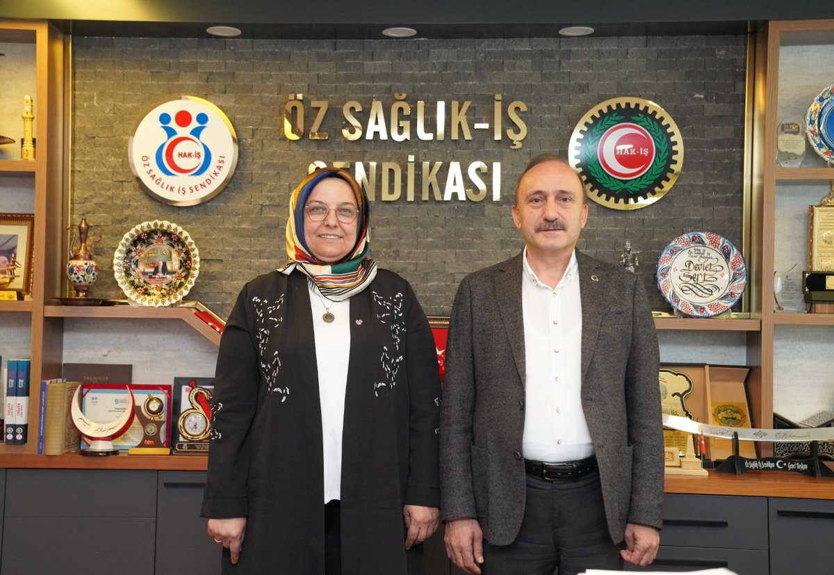 Genel Merkezimize ziyarete gelen Karaman Şube Başkanımız Hatice Bağcıoğlu ile Sendikal konular hakkında istişarede bulunduk. Kendisine teşekkür ederim.