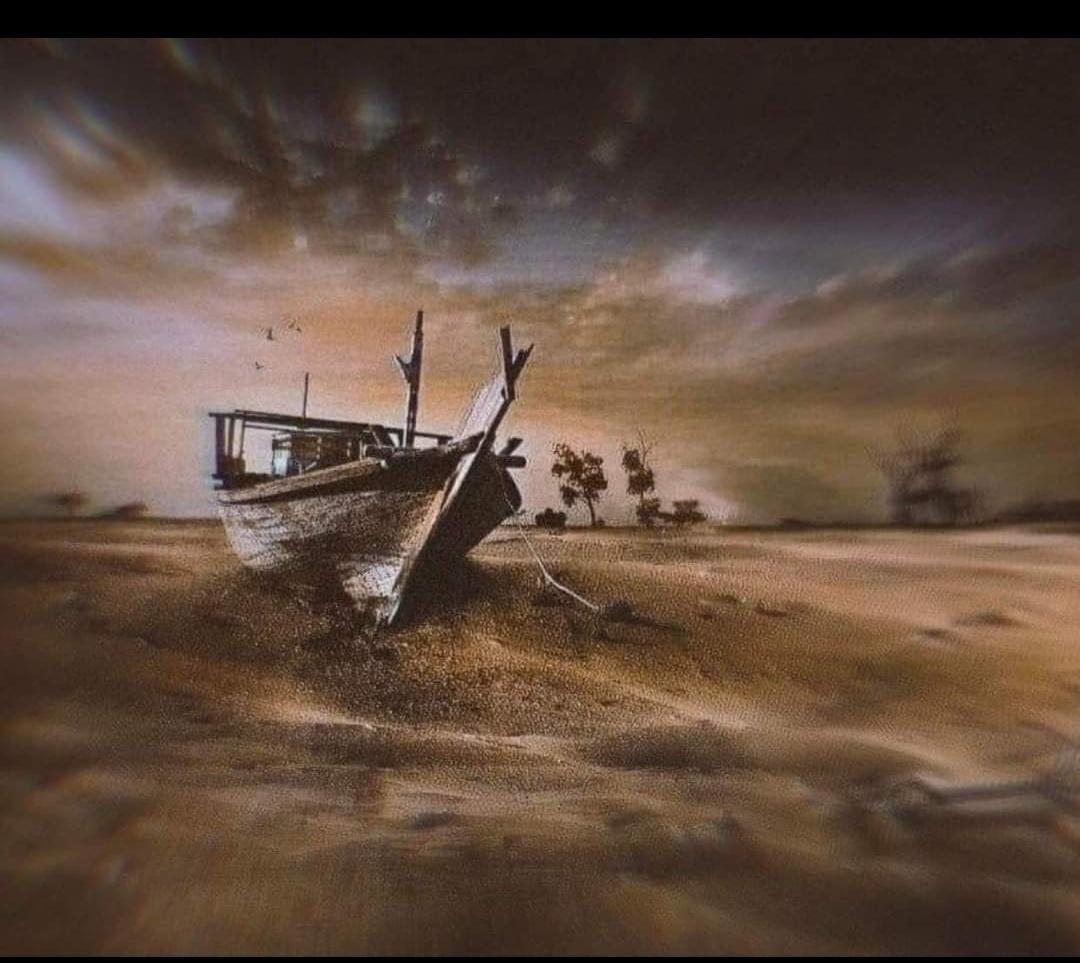 " تَرجُو النَّجاةَ ولَم تَسلُكْ مسَالِكَهَا
       إنَّ السَّفينَةَ لا تَجري علَى الْيَبَسِ ".