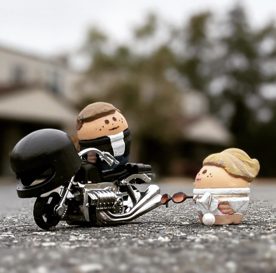 "Oh my God, Ted!?...You look good! Like REALLY good. Like super sun kissed and muscley."
"Thank you. I've been working out a bit...and traveling. Hit the beach pretty hard for a few weeks and boy, did it hit me back."
#SchittsCreek