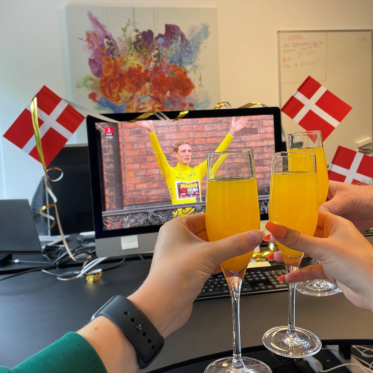 AdHoc_Language's tweet image. CONGRATULATIONS JONAS VINGEGAARD!!
Today, we are celebrating the winner of Tour de France 2022, Jonas Vingegaard!
It’s a proud moment for all Danes.
Hopefully, Cecilie Uttrup Ludwig will be the next one to step out on the balcony.