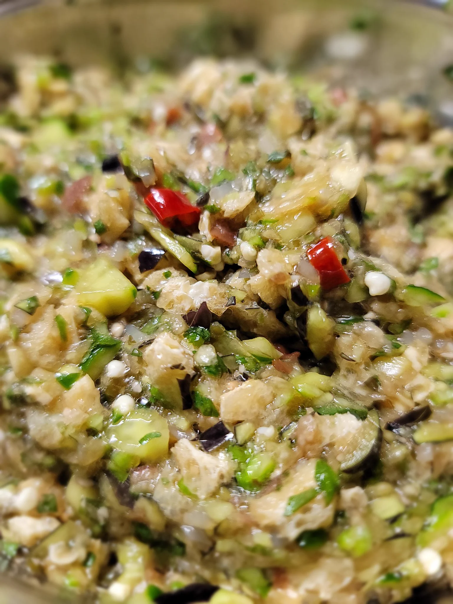 @pirlo05050505 もう夏はこれしか食べてない…
ちなみに山形のだし専用なっとう昆布があります。
今回は油揚げ、しらたきに梅干し追加で！
鳥羽シェフのレシピはあっさりさわやかですね！
ちょいしょうゆ多めにしちゃいますけどw 