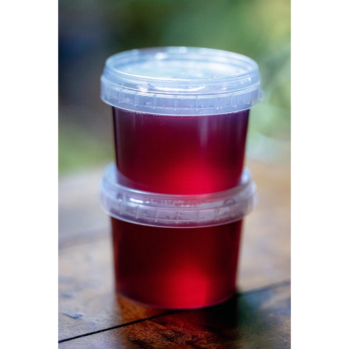 vegetarianchef's tweet photo. VACUUM COMPOUND HONEY - honey from my bees aromatised with a flavourful infusion (in this case flowering currant from the spring) then vacuum reduced at low temperature back to honeys natural water content of 18%.
Longer post / More details on my instagram @eddiesheps https://t.co/j6CMoprPYg
