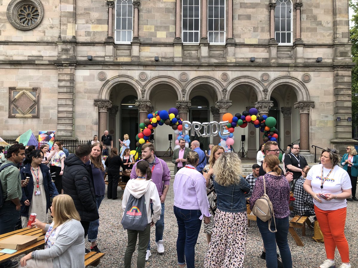Great crowd put this lunchtime for the #Pride Picnic!