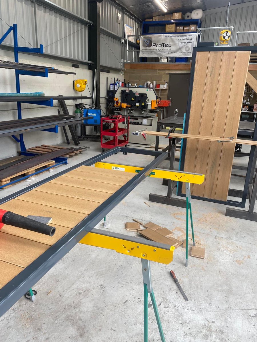 Latest gate installation, manual swing gates (anthracite frame) clad with Light Oak <a href="/sustainaboard/">Sustainaboard UK Ltd</a>    Access control to include keypad, magnetic lock and locinox closer (yet to fit).  protecsmartsecurity.co.Uk