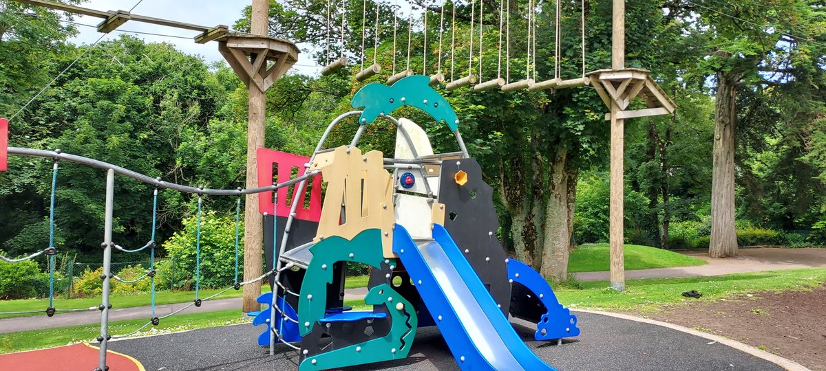 Trabolgan Holiday Village tweet media