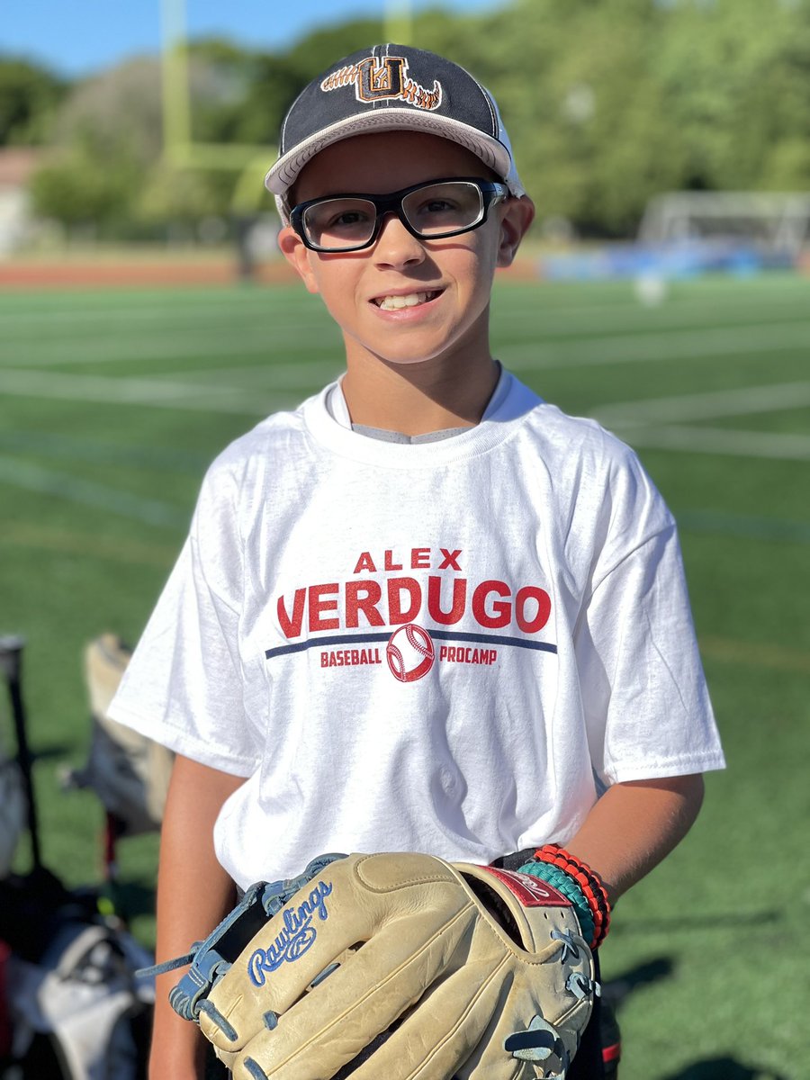 KPintarich's tweet photo. Having a blast at the Alex Verdugo Pro Camp!! Many thanks to Alex, @BostonChildrens and @WelchsFruitSnck for this amazing opportunity! https://t.co/MBl0ucWvAj