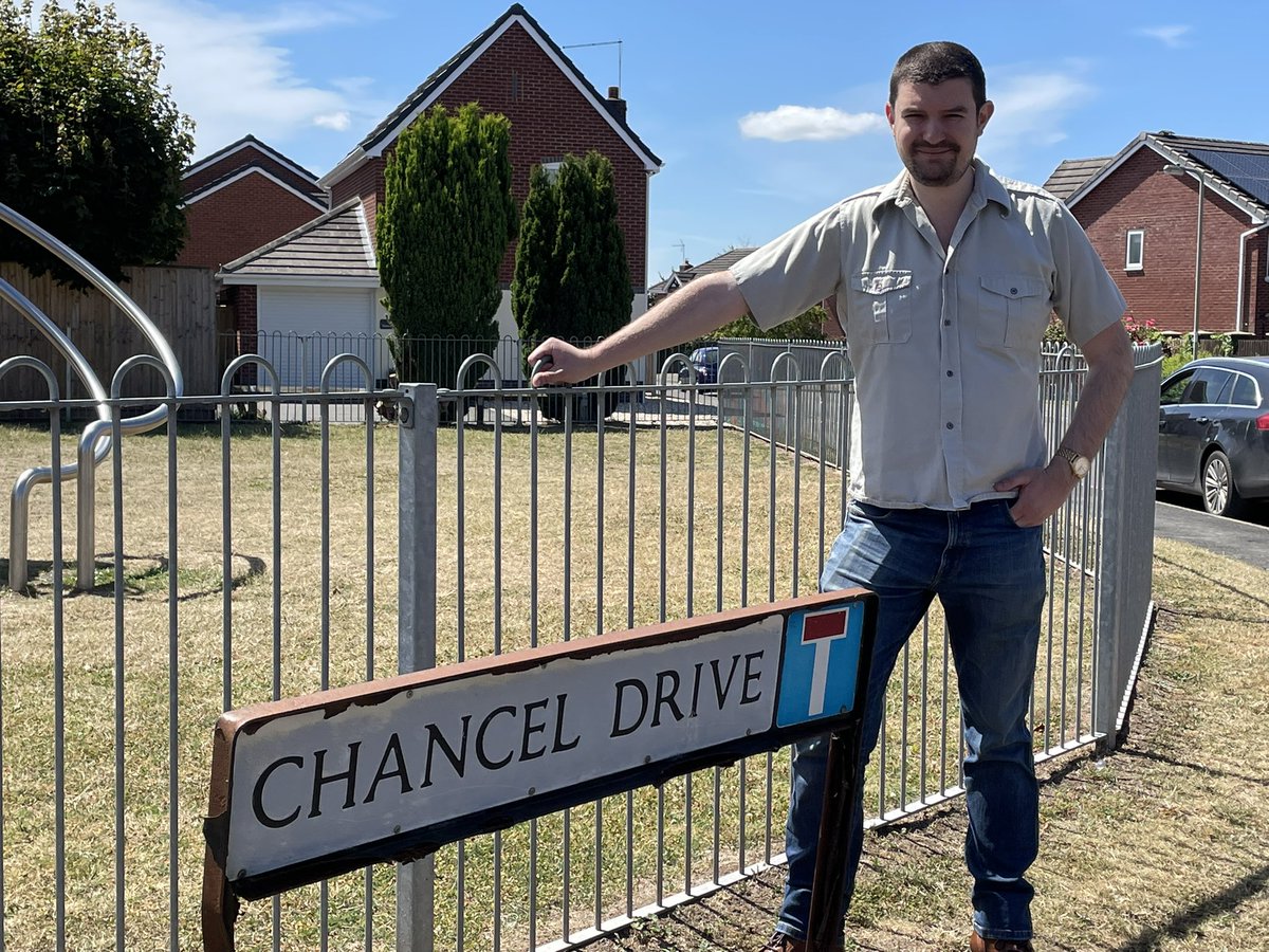 NellinsIan's tweet image. Glad to confirm that the Town Council has been successful in the auction today to buy the park at Chancel Drive. Thanks to @DC4NS for your help.