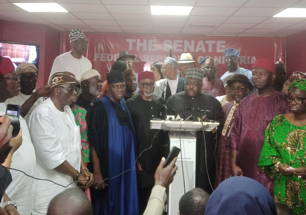 BREAKING: #BuhariMustGo: Nigerian Senators Demand President’s Impeachment Over Alarming Insecurity, Killings | Sahara Reporters bit.ly/3Q3erAV