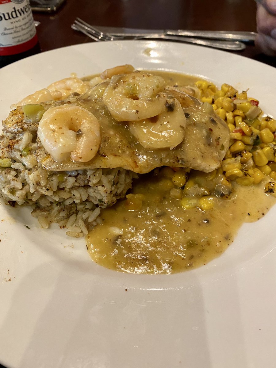 singleinatlanta's tweet photo. We enjoyed some Hurricanes, Gator Bites, Bistreaux Oysters, Crawtator Grouper, Redfish Louisianne and Bourbon Bread Pudding at @LBistreauxBHd . #NorthDecatur #Decatur #NewOrleans #NOLA https://t.co/jrA8p3xfOG