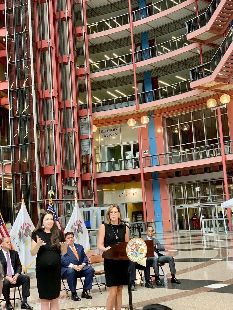 GovPritzker's tweet photo. In December we announced the sale of the James R. Thompson Center and today we’re proud to announce its next occupant - @Google. 🧵 https://t.co/MdPFpOgtEf