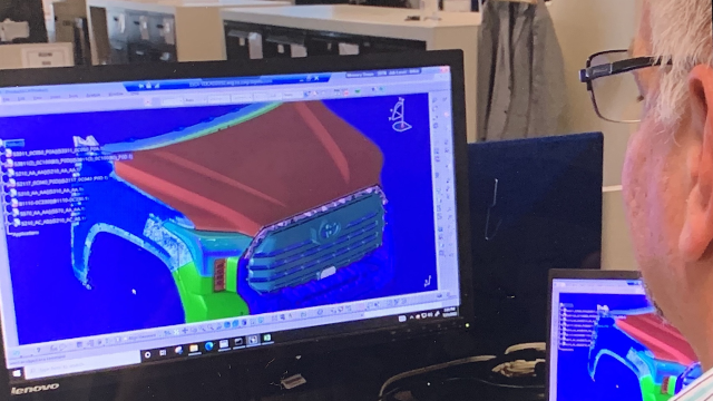 JustinCMetcalf's tweet photo. How does #Toyota take a vehicle from an idea in a designer’s mind to a finished product on a dealership’s showroom floor? Pete Ljubevski, group manager of the division within Toyota Motor North America R&amp;D that helps make this happen, explains. https://t.co/Qk25zAQYbD https://t.co/aoodJyzVQe