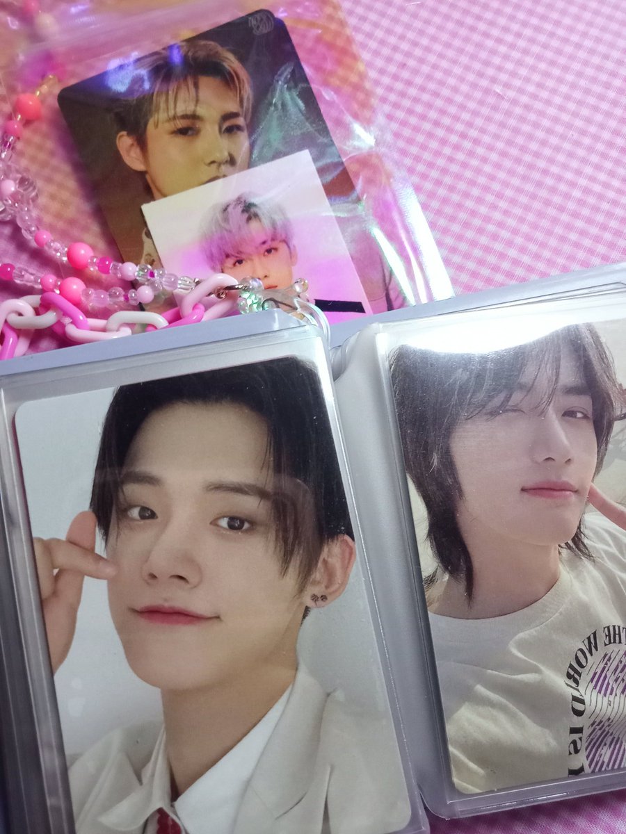youngluv4u's tweet photo. @shfolder #skyproofs

hello, sky ! yj bread finally arrived to me safee tysm for packing him well &amp; for being nice and patient w me throughout our transaction 🥹 salamuch din for the freebies ♡ https://t.co/MGY9d8HbKD