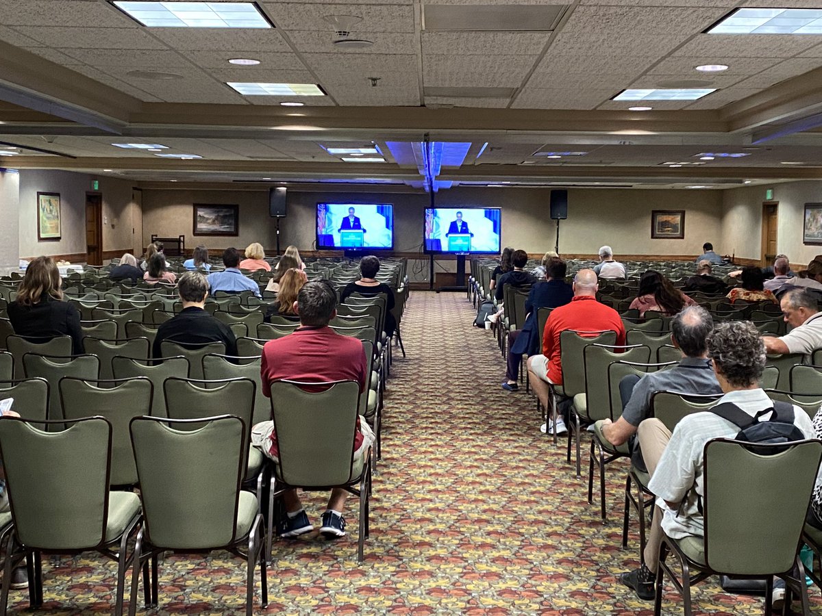 Keynote speaker <a href="/_markebeling/">Mark Ebeling</a> kicking us off for #CASE2022 🎉 <a href="/Promethean/">Promethean</a> @LearnPromethean