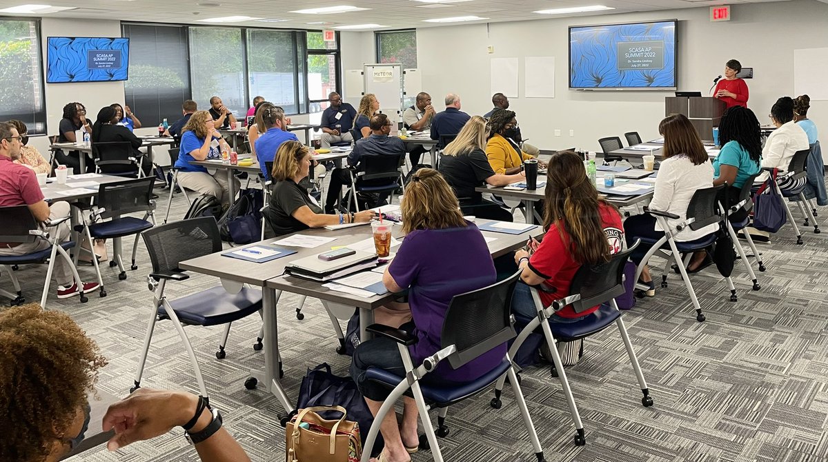 SCASAnews's tweet photo. Starting off the 2022 #APsummit with leadership guidance from Dr. Sandy Lindsay, “As an assistant principal, you must be PECK:
-Professional,
-Ethical,
-Clear and consistent in your communication, and
-Kind.”
#LeadershipMatters https://t.co/PxjtrhsmsI