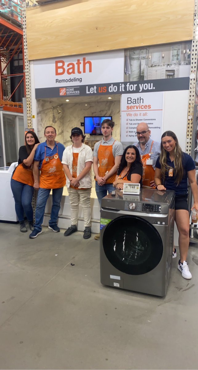 Tuesday PKs are our jam! 🧡🛁👏

Thanks for having us Sicklerville #942 &amp; Howell #933! 

@rebathNJ <a href="/LukianovMarina/">Marina Lukianov RebathNJ</a> @terrypTHD <a href="/LouSirinakis/">Lou Sirinakis</a> <a href="/DrewTravia/">Drew Travia</a> <a href="/THDServices/">THDHomeServices</a> <a href="/ERoggina/">Eric Roggina</a> <a href="/suep0942/">Suzanne Piontkowski</a> <a href="/nickrileyHD/">nick riley</a> <a href="/billryba933/">Bill Ryba</a> <a href="/ReBath_THD/">Re-Bath & More</a>