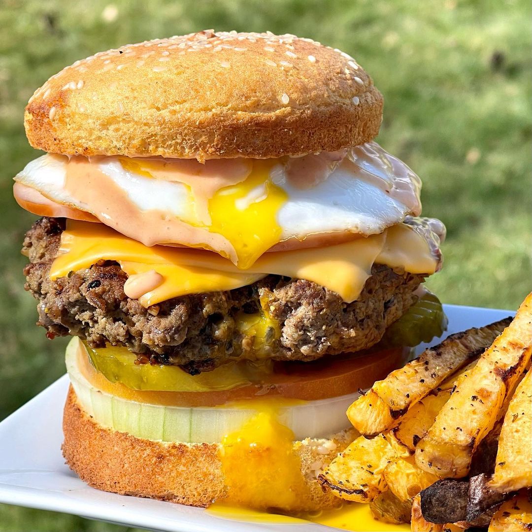 SmartBaking's tweet image. Eating gluten free, keto or low carb is many things, but it doesn't have to be boring. This is the proof. 😏 📷: ww_dianas on Instagram