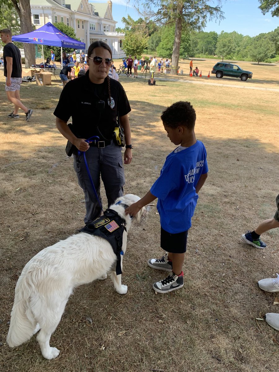 Dedham Police Dept tweet media