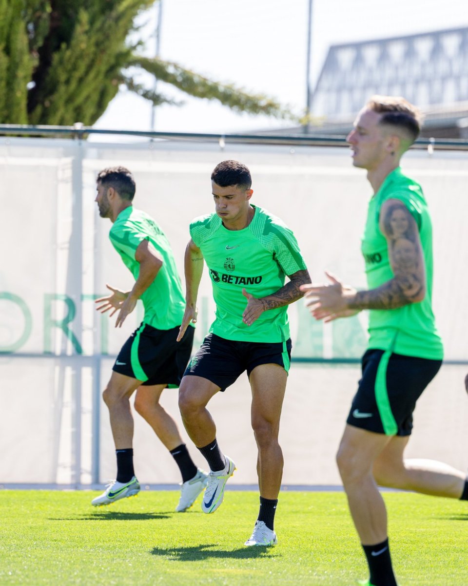 SportingCP's tweet photo. Preparação para o @Wolves 🔛

#PréÉpocaSCP https://t.co/jm59QXzdir