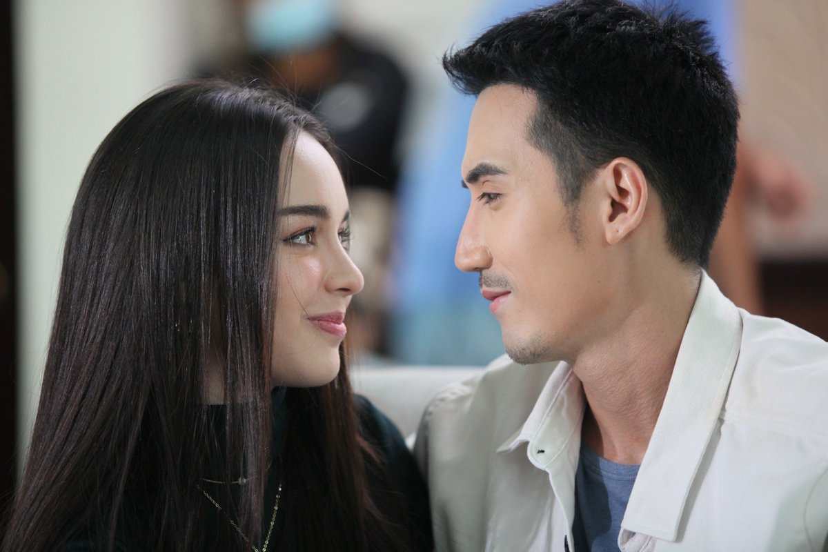 paratthanan's tweet photo. แอนนี่เริ่มก่อนว่าซ่าน แลงมาก #หมอลำซัมเมอร์EP12 https://t.co/xrSqBJ30df