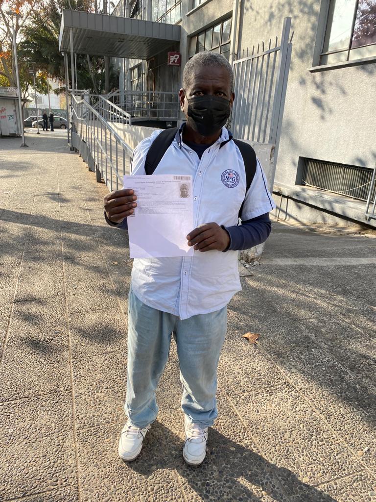 FASICDDHH's tweet image. 🗣 Cristian Nuñez, Coordinador Regional y Fernanda Menares, Trabajadora Social, ambos del programa Refugio de #FASIC Santiago, con la colaboración de profesionales de la oficina del Registro Civil, ejecutaron el siguiente operativo. ✅fasic.cl/wp/2022/07/ope…