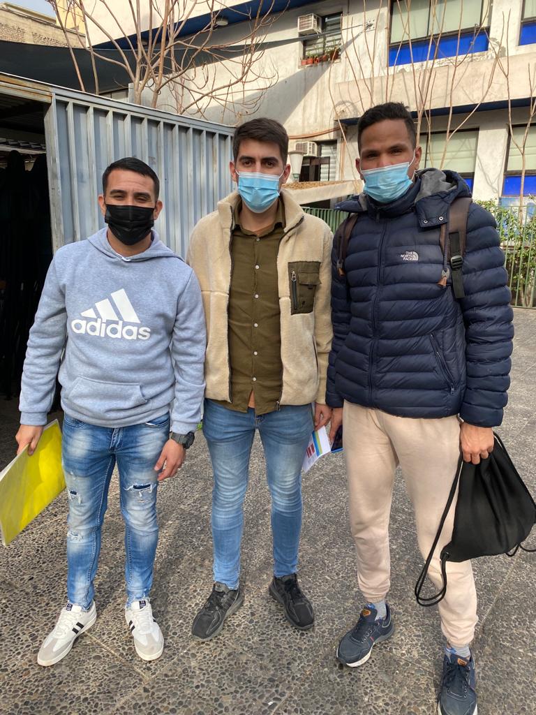 FASICDDHH's tweet image. 🗣 Cristian Nuñez, Coordinador Regional y Fernanda Menares, Trabajadora Social, ambos del programa Refugio de #FASIC Santiago, con la colaboración de profesionales de la oficina del Registro Civil, ejecutaron el siguiente operativo. ✅fasic.cl/wp/2022/07/ope…