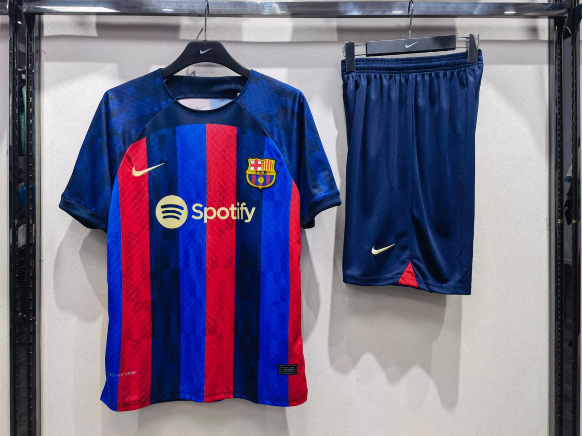 Store_3bodi's tweet photo. 2023😍 https://t.co/44Xb8ElboA