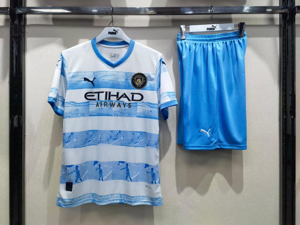Store_3bodi's tweet photo. 2023😍 https://t.co/44Xb8ElboA