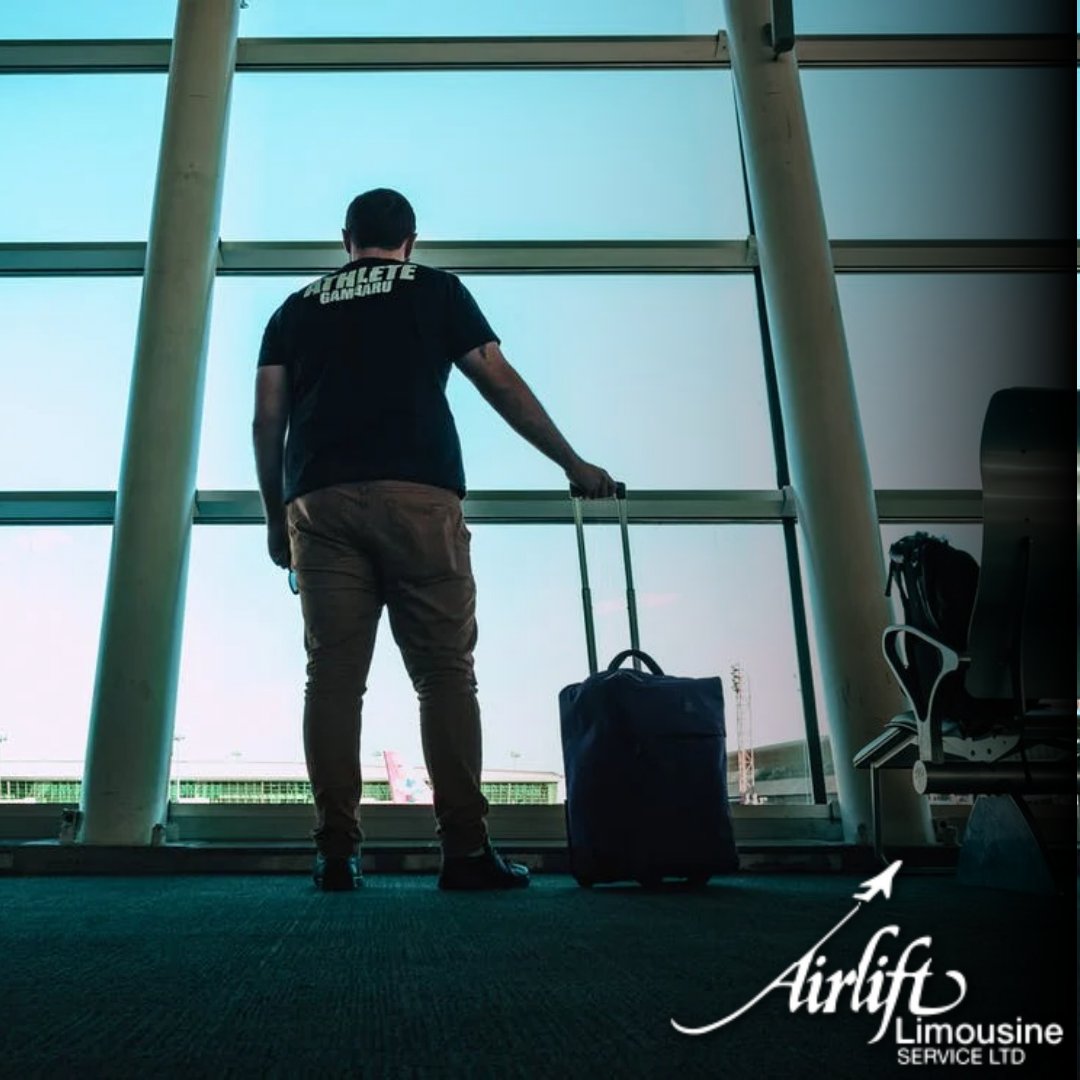 AirliftLimo's tweet photo. Convenience is a must.
Call us at 1 800 368 LIFT (5438) or call 416-222-2525
.
.
.
#Airlift #Limo #Taxi #Sedan #MiniVan #FullVan #SUV #Sprint #CargoVan #Limousine #Chauffeur #Toronto #AirportLimo #professional #safe #secure #corporatelimo https://t.co/ejGqGX3wOd