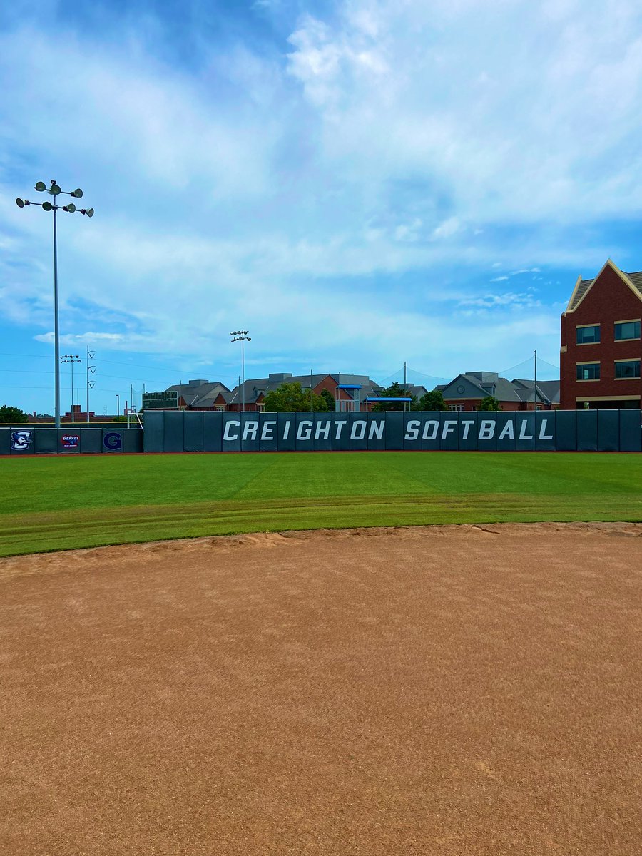 I’m blessed and so excited for this new opportunity to continue my athletic and academic career at Creighton university! I want to thank all my coaches for always having my back, and my friends and family for all the support. #gojays <a href="/BluejaySoftball/">Creighton Softball</a> <a href="/ejonesrockchalk/">Eric Jones - Select Fastpitch</a>
