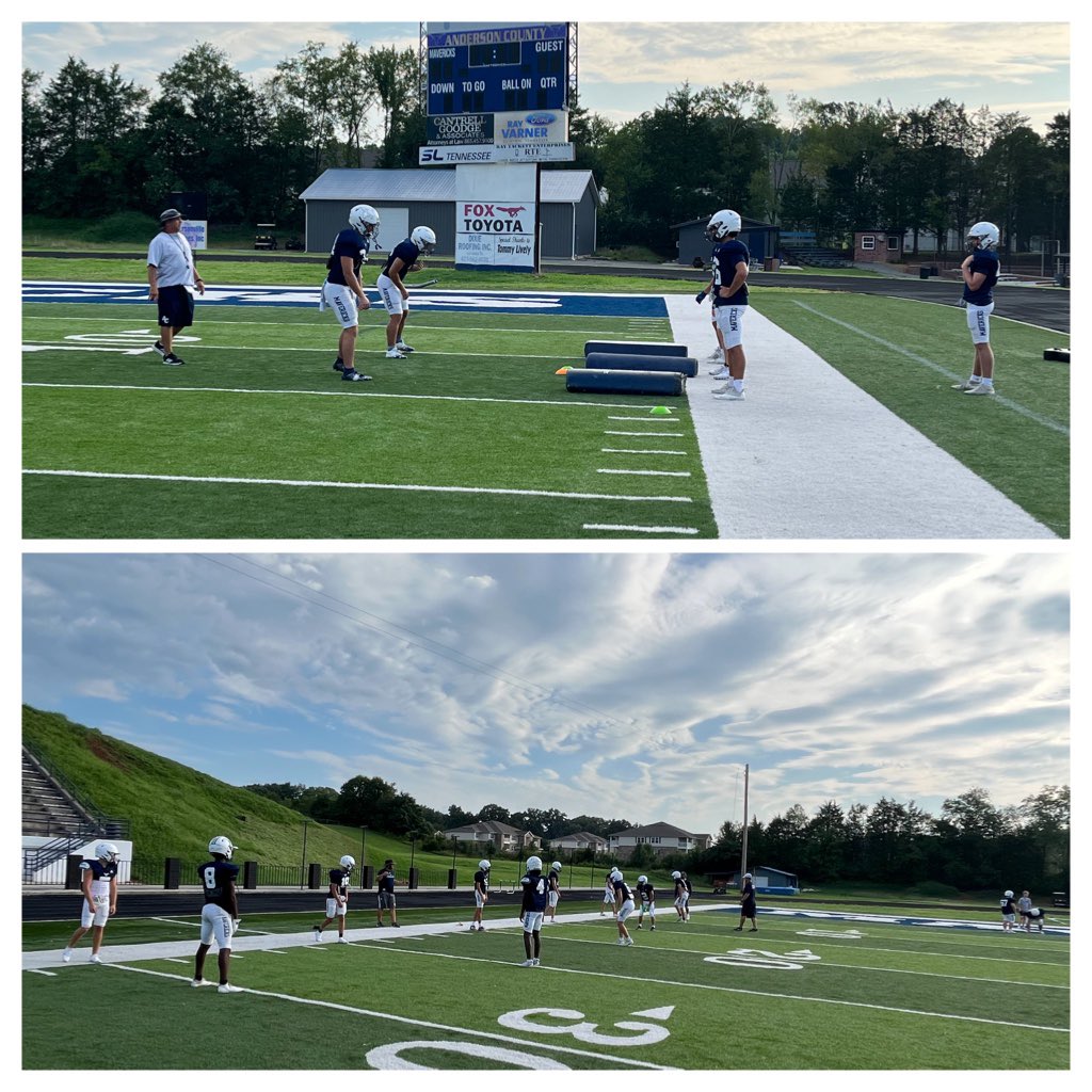 coachcraw4d's tweet photo. Greetings! What a AM! …just spent 4 hours with the the Mavericks…really appreciate the Maverick Hospitality of @ACMav4Life @MaverickAD1 & the entire Staff…saw that new coach, @CoachTLambert That guy needs to coach with a little more juice. “If you Know, you Know…”😎💯🏈🔥 https://t.co/isaxDV1VKP