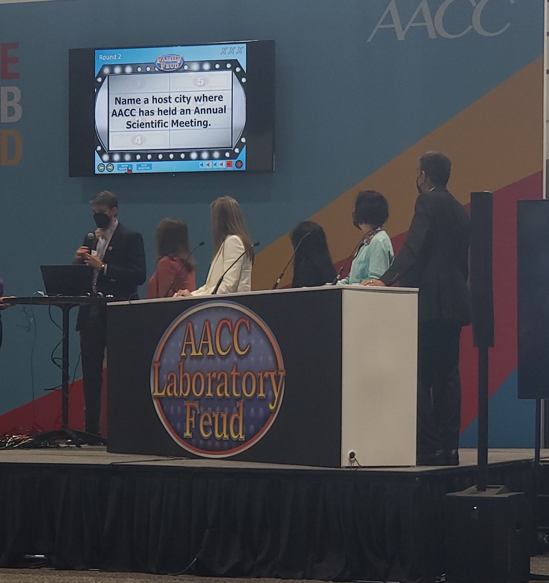 KamishaJohnson2's tweet photo. #2022AACC Lab Feud - The score is tied after round 2. https://t.co/TVhllDobR8