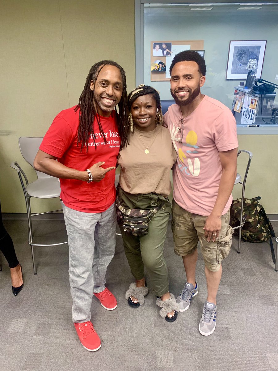 MeccaAzizah's tweet photo. Meet with encouragement, laughter, and guidance and an abundance of light having the opportunity to laugh together and learn you all a little better today was amazing. Thank you taking time to lend and ear but, also offer your wisdom. @WPGC @iammrssamuels @jweemscomedy #ToddB https://t.co/ZgVIiBJ0Ql