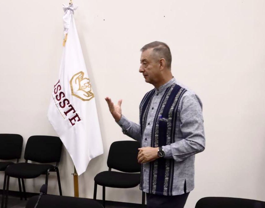 ISSSTE on Twitter "Continúan las reuniones con el equipo de trabajo del DG, drpedrozenteno