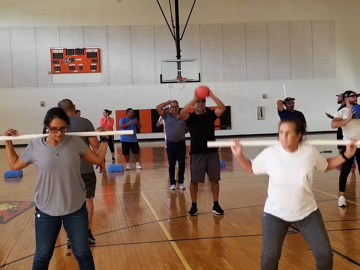 Health and Wellness EPISD Connect at El Paso High #lifetimefitness <a href="/mphillipselpaso/">michael phillips</a> <a href="/DsayavedraEPISD/">Diana Sayavedra</a> <a href="/healthyepisd/">John</a> <a href="/ELPASO_ISD/">El Paso ISD</a>