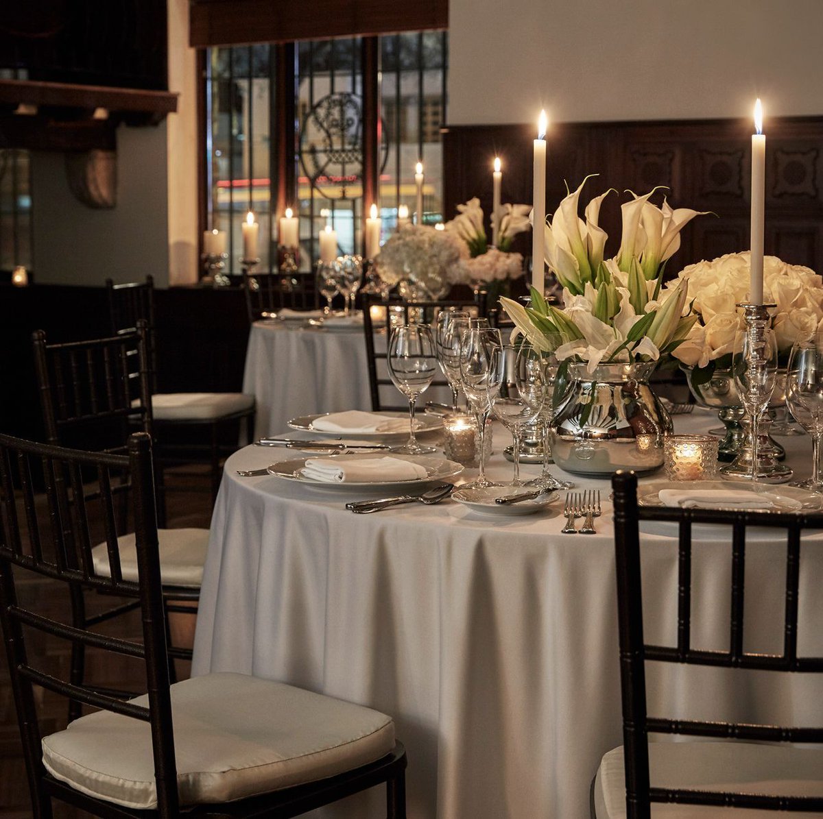 Castanyoles's tweet image. Indoor or outdoor, classic or modern, grand or intimate, whatever your vision for a romantic celebration, our wedding specialists will help you bring it to life. #FourSeasons.  #FSCasaMedina #Castanyoles
Visit our website or contact us at +57 6013257918