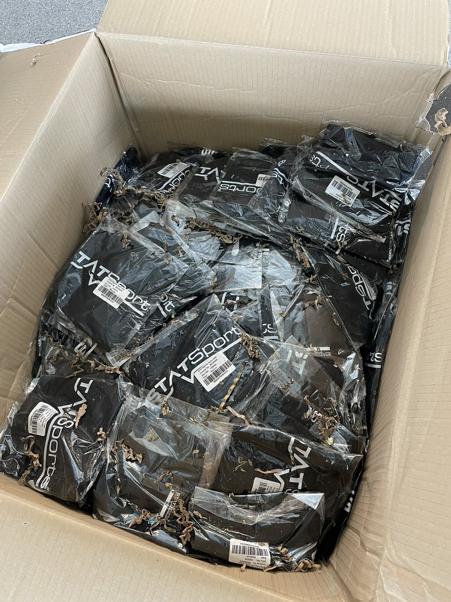 Christina_Raz26's tweet image. It was Christmas in July 🎅🏼☀️☀️ for @UDBlueHens today!! 💪🤓📊📈
Thanks to @statsports for outfitting our #BlueHens this coming 2022-2023 seasons!#ActionableData #ChristmasInJuly