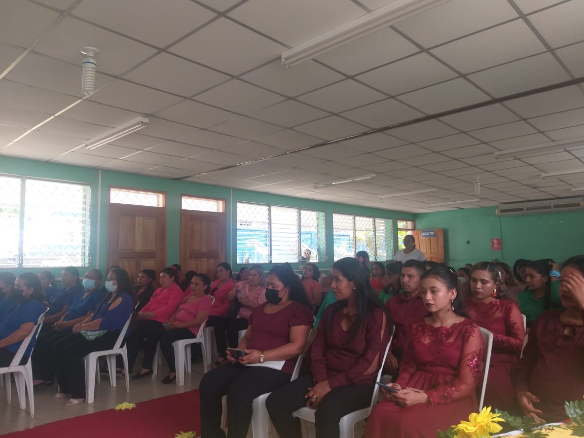 #4319FuerzaDeVictorias
#Nicaragua
Entrega de reconocimientos de Formación contínua a Educadoras Comunitarias y Docentes de educación inicial de los diferentes Núcleos Educativos rurales y urbanos de Camoapa 👩‍🏫✏️📚
#MinedCamoapa2022