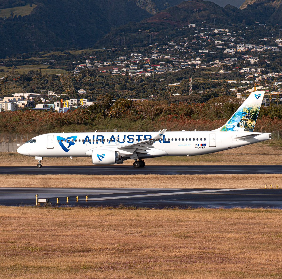 #AIRBUS A220 of #airaustral during the departure to SEZ from RUN #a220