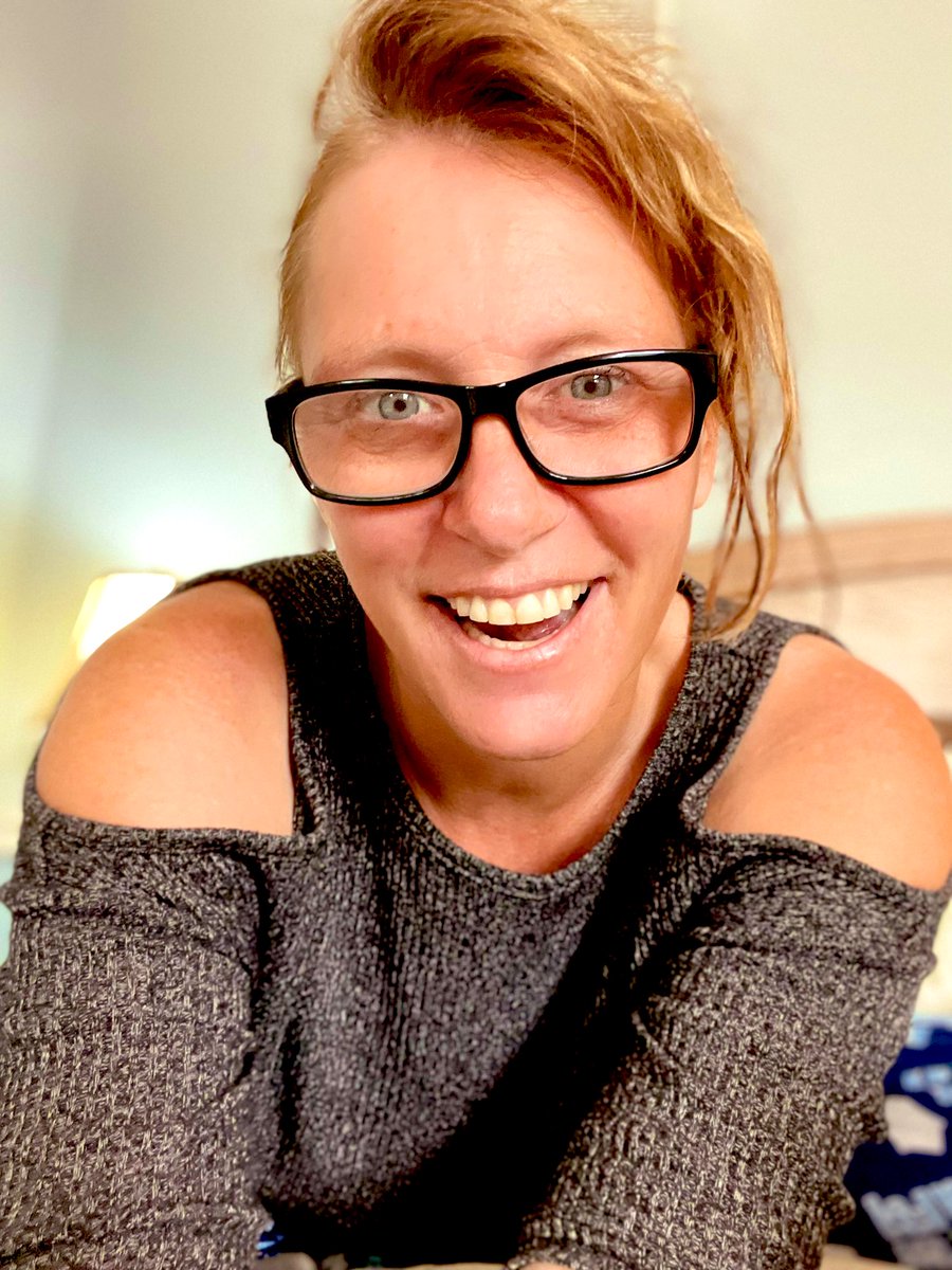 smileitsfree44's tweet image. When you get 96% on a math test. A smile all of sudden appears on your face like something wonderful was just stuck in your ass 🤣🤣🤣🤣🤣🤣🤦🏼♀️ #hatemath
#SoProudOfMe