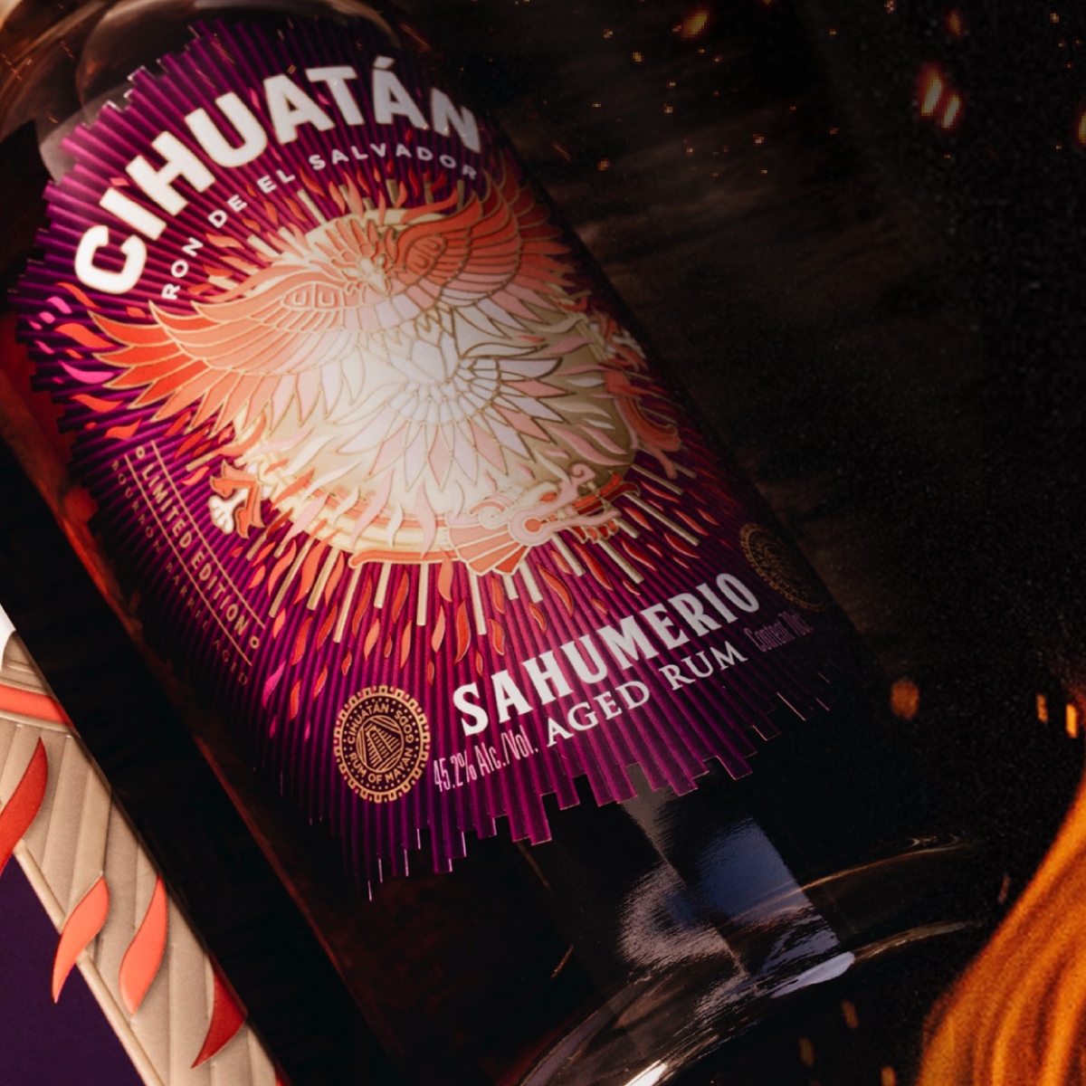 SAHUMERIO LIMITED EDITION

This Limited Edition released rum is made from a blend of 4 rums, all are aged between 12 and 14 years old. The aroma and taste of this rum carry notes that celebrate different things.

drinkfinder.co.uk/p/118596
